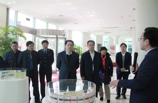 伟德体育 - 综合体育赛事平台|奥体中心相助同伴