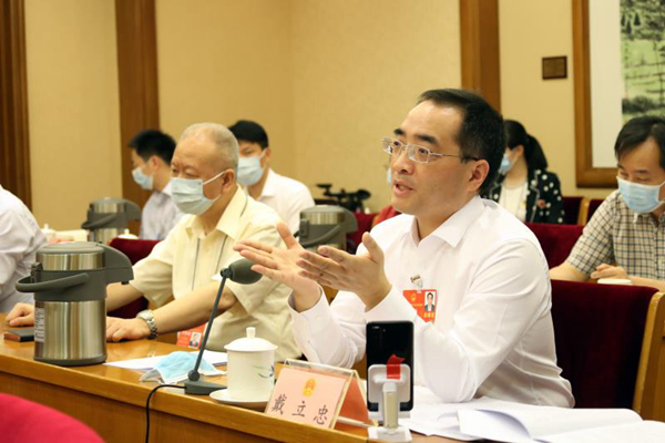 伟德体育 - 综合体育赛事平台|奥体中心相助同伴