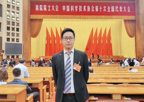 伟德体育 - 综合体育赛事平台|奥体中心相助同伴
